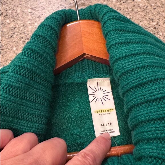 AERIE OFFLINE Green Alpine Chillside Turtleneck Sweater *NEW* - Picture 10 of 10